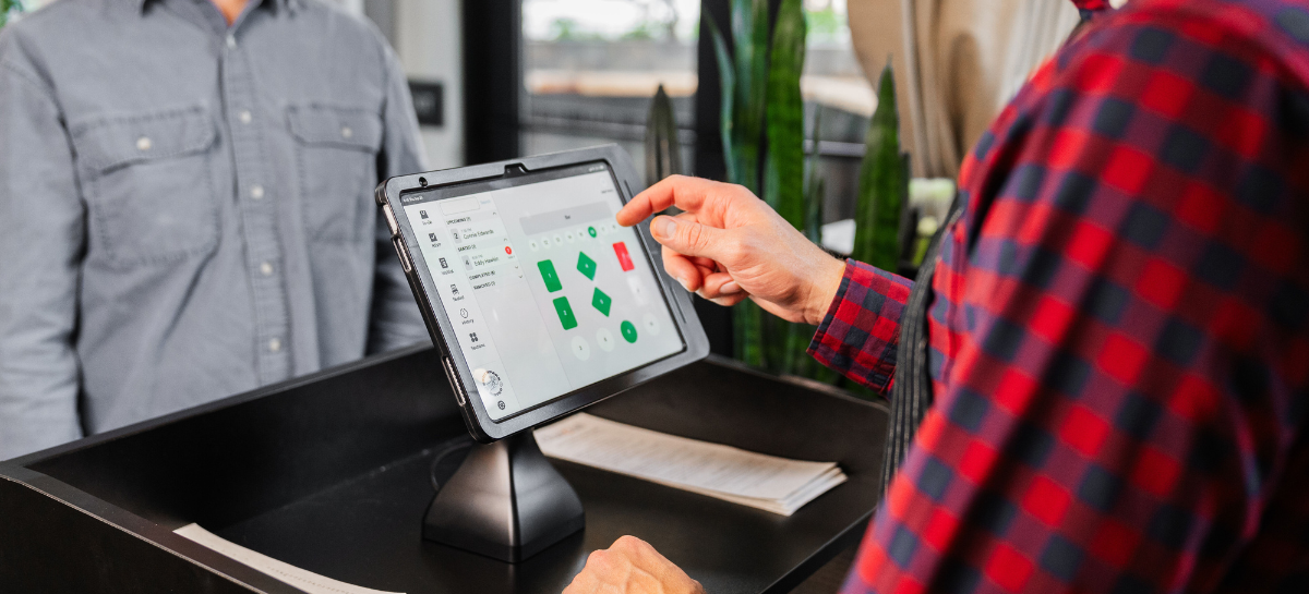 RAM Mounts GDS Uni-Conn voor iPad, Samsung en meer – de universele tabletoplossing voor retail, kantoor en horeca