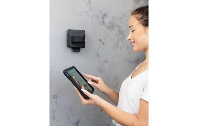 Maclocks iPad 10.9" 10th-11th Gen PowerMove Wall Mount