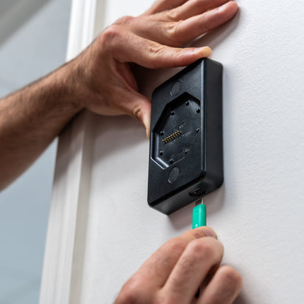 RAM Mounts Uni-Conn™ Powered Wanddock met USB-C