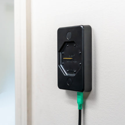 RAM Mounts Uni-Conn™ Powered Wanddock met USB-C